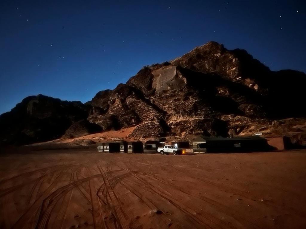 فندق وادي رم سكاي تورز آند كامب المظهر الخارجي الصورة